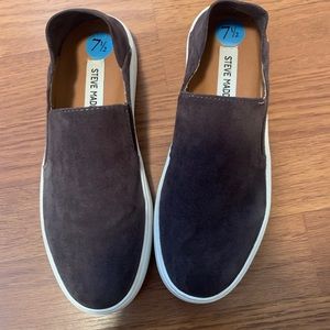 Steve Madden slip ons